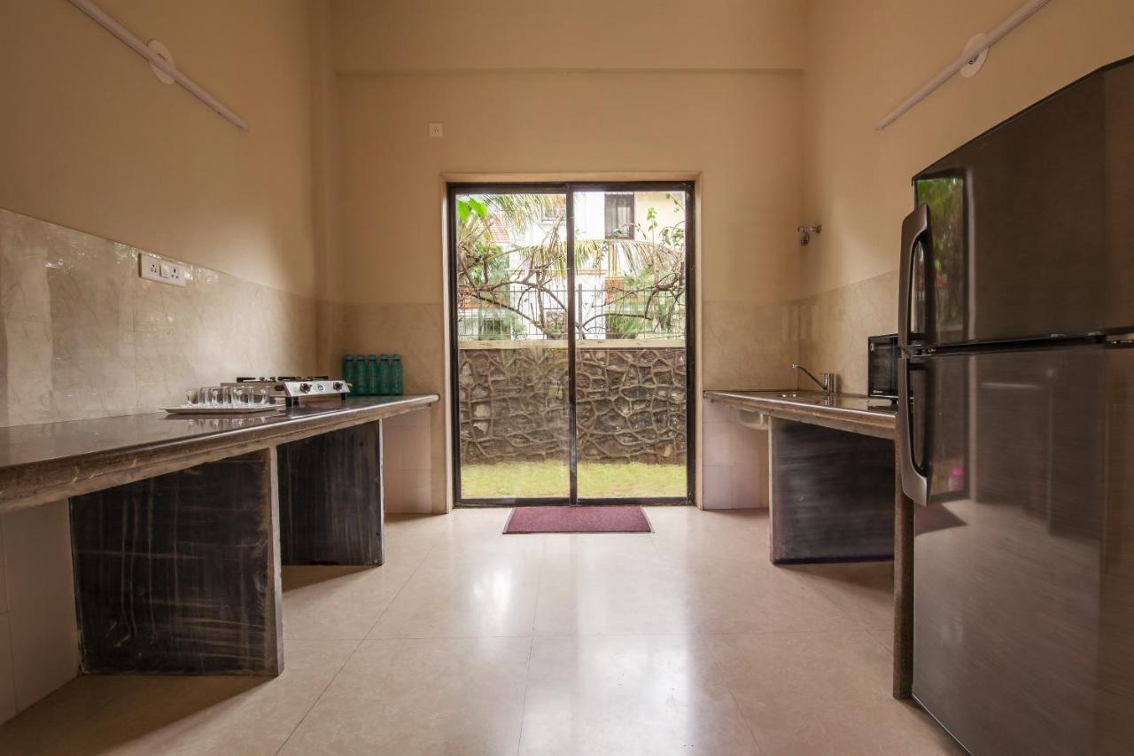 Stayvista'S Greenwoods Villa 10 - City-Center Villa With Private Pool, Terrace, Lift & Carrom Board ロナバラ エクステリア 写真